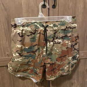 NFQ Size medium camo shorts